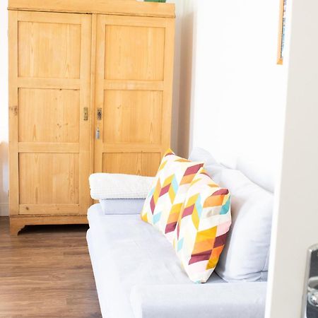 Apartment Wiesbaden Mitte, Zentral Am Park, Congresscenter 5 Min, Bahnhof 10Min Buitenkant foto