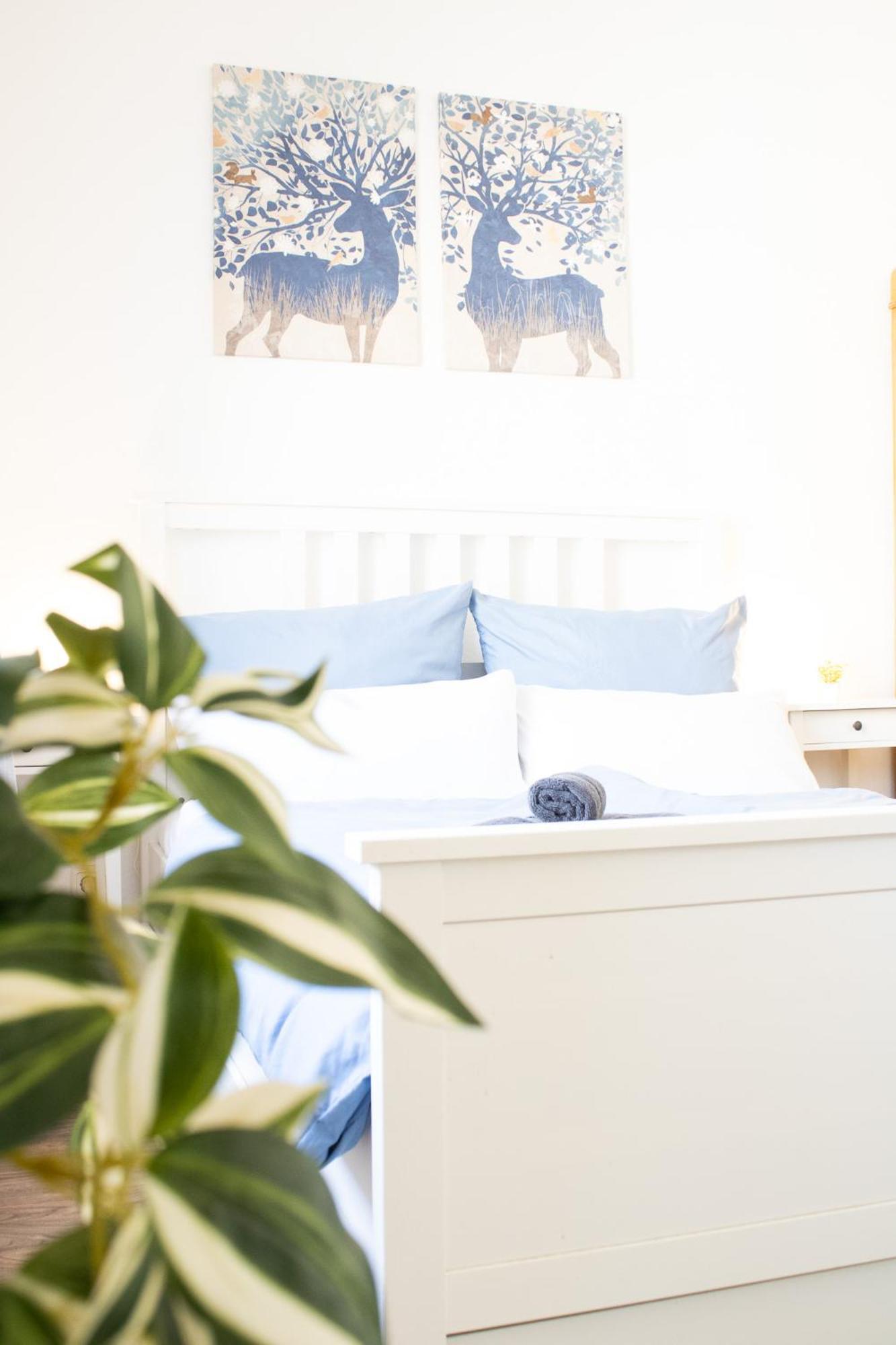 Apartment Wiesbaden Mitte, Zentral Am Park, Congresscenter 5 Min, Bahnhof 10Min Buitenkant foto